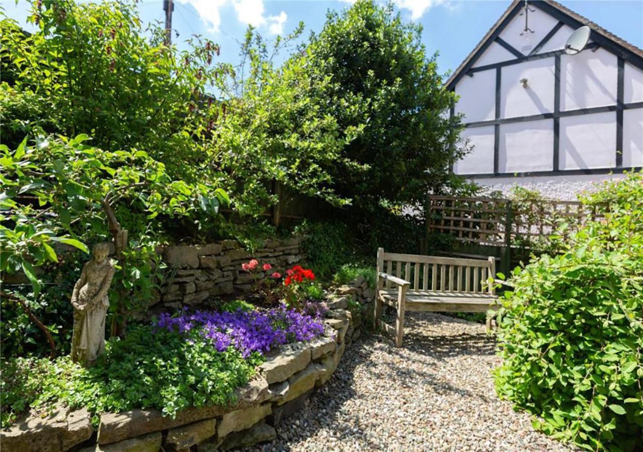 Corve Historic In Beautiful Holiday home